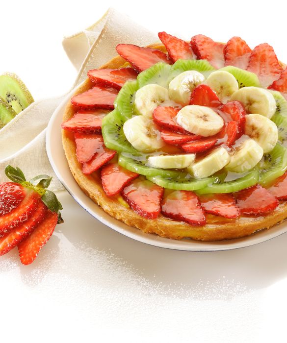 La crostata di frutta è un dessert fresco e dolce. Sempre un'ottima idea