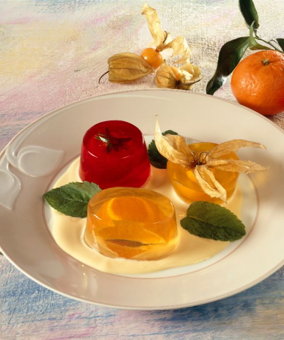 Le gelatine alla frutta non sono solo buone da mangiare, ma belle da vedere
