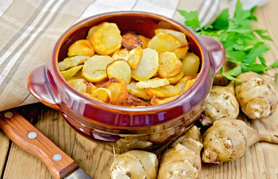 Topinambur al forno con mandorle e rosmarino: la ricetta ...