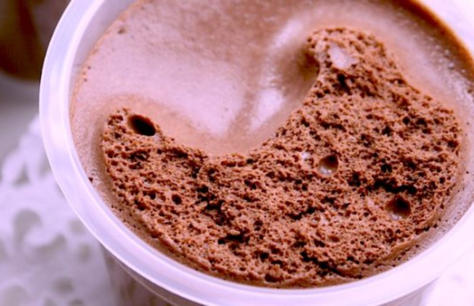 Come fare la mousse al cioccolato senza latte | DeAbyDay