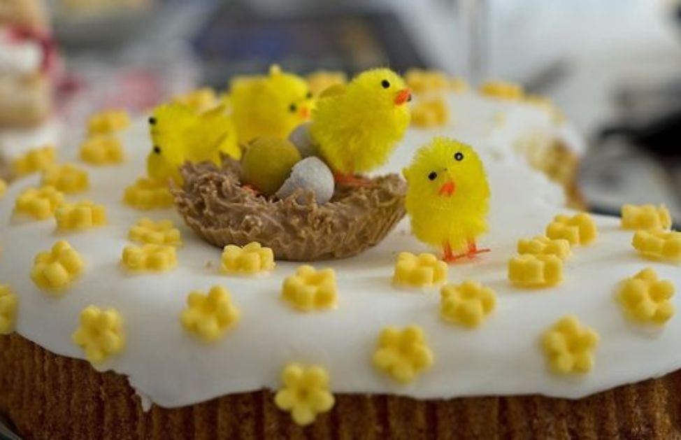 Come Fare La Torta Di Pasqua Glassata Deabyday