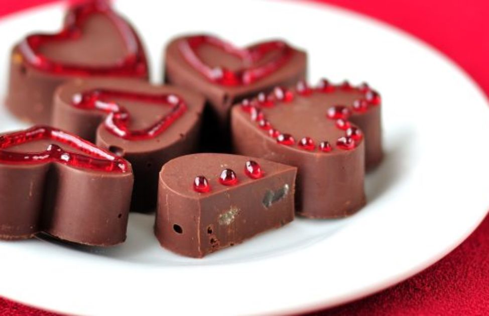 Come Fare Dei Cioccolatini A Cuore Per San Valentino Deabyday