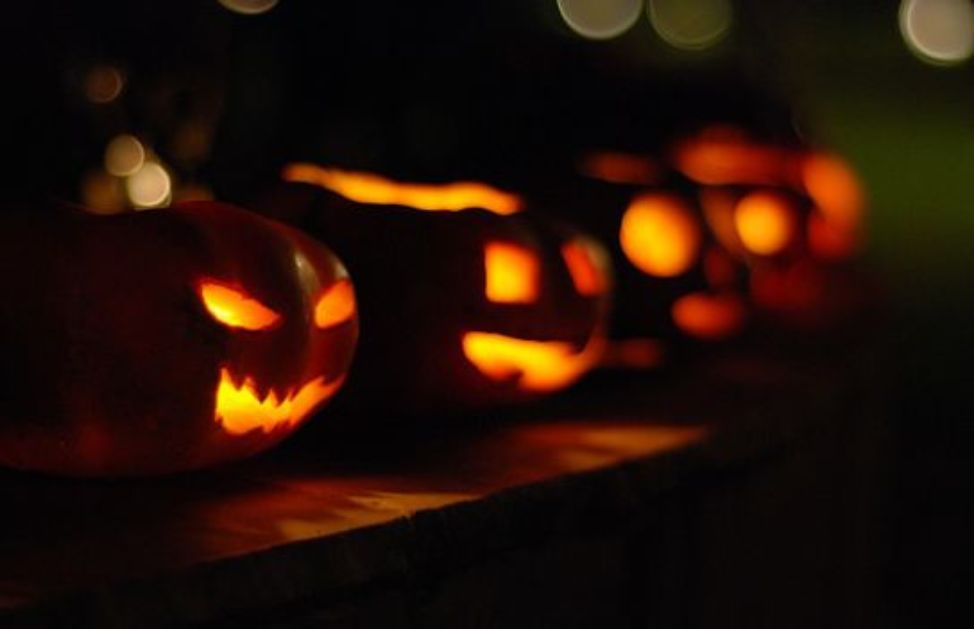 Come Raccontare La Storia Di Halloween Ai Bambini Deabyday