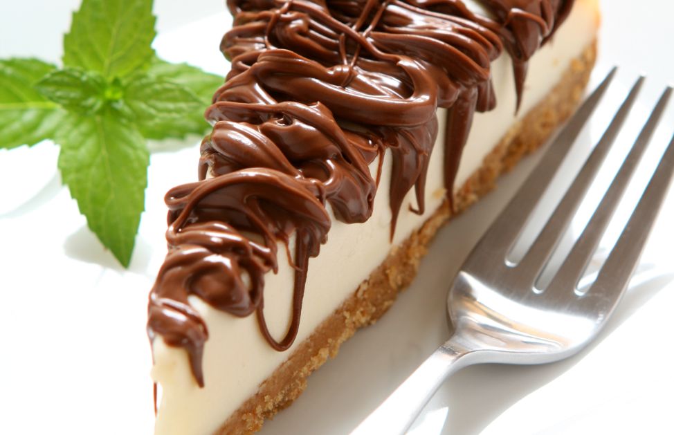 Pochissimi ingredienti per una cheesecake ricca di sapore... E aromatizzata alla cannella!