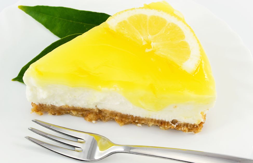 Colore e gusto per una cheesecake golosissima a tema... sottobosco!