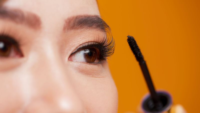 mascara