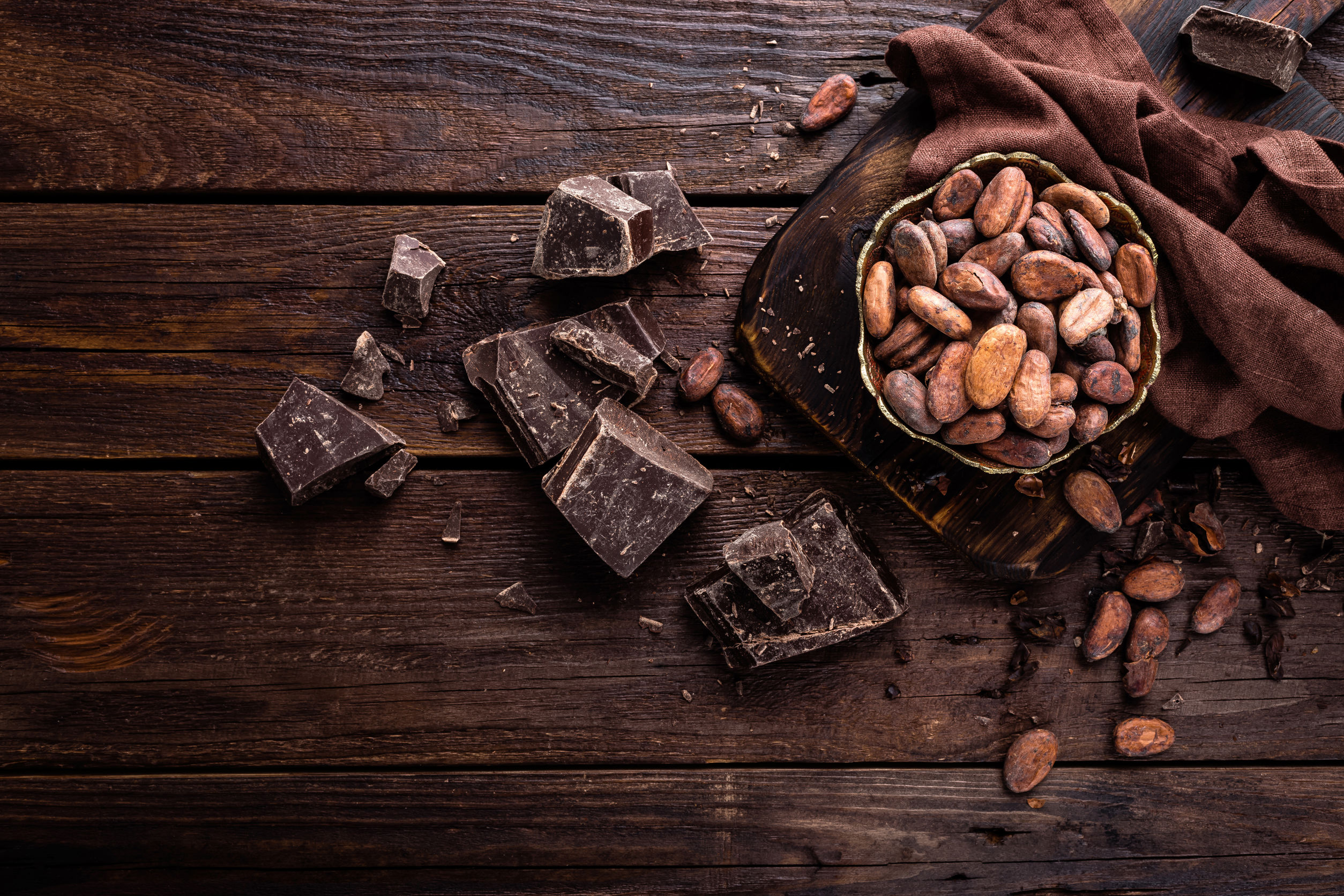 Come utilizzare le fave di cacao in cucina