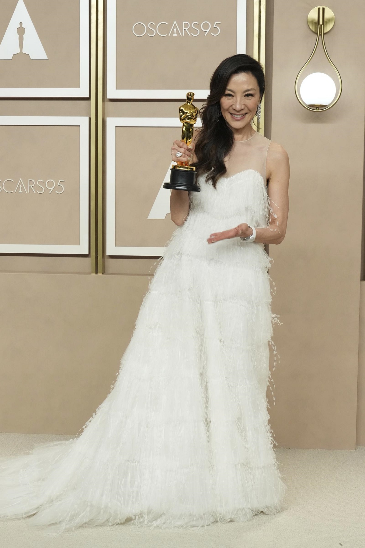Michelle Yeoh in Dior agli Oscar 2023
