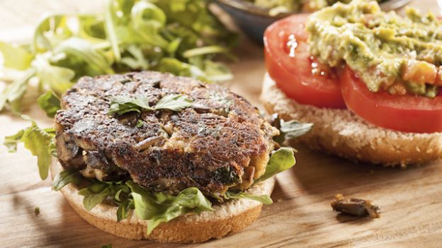 Hamburger di verdure  Ricette di hamburger vegani e vegetariani - Donna  Moderna