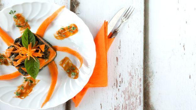 Timballo di zucca, polenta e cavolo