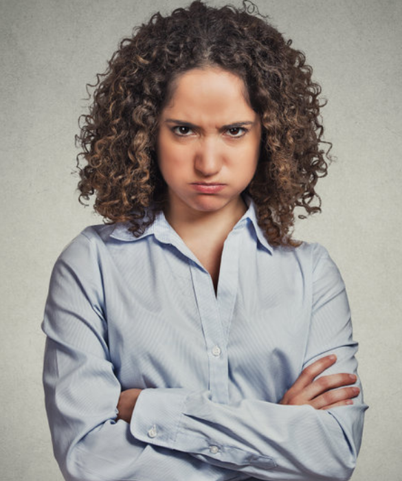 <p>L’invidia è davvero una brutta bestia. Avere a che fare una donna così significa in un certo senso essere ammirate perché, insomma, la vedrete fare esattamente quello che vi piace. Avete un blog online? Anche lei diventerà scrittrice, su Instagram. Comprate un paio di sneakers nuove? La vedrete indossare le stesse qualche tempo dopo. In fondo dovreste ringraziarla: vi ha trasformate, senza saperlo, in una vera influencer.</p>