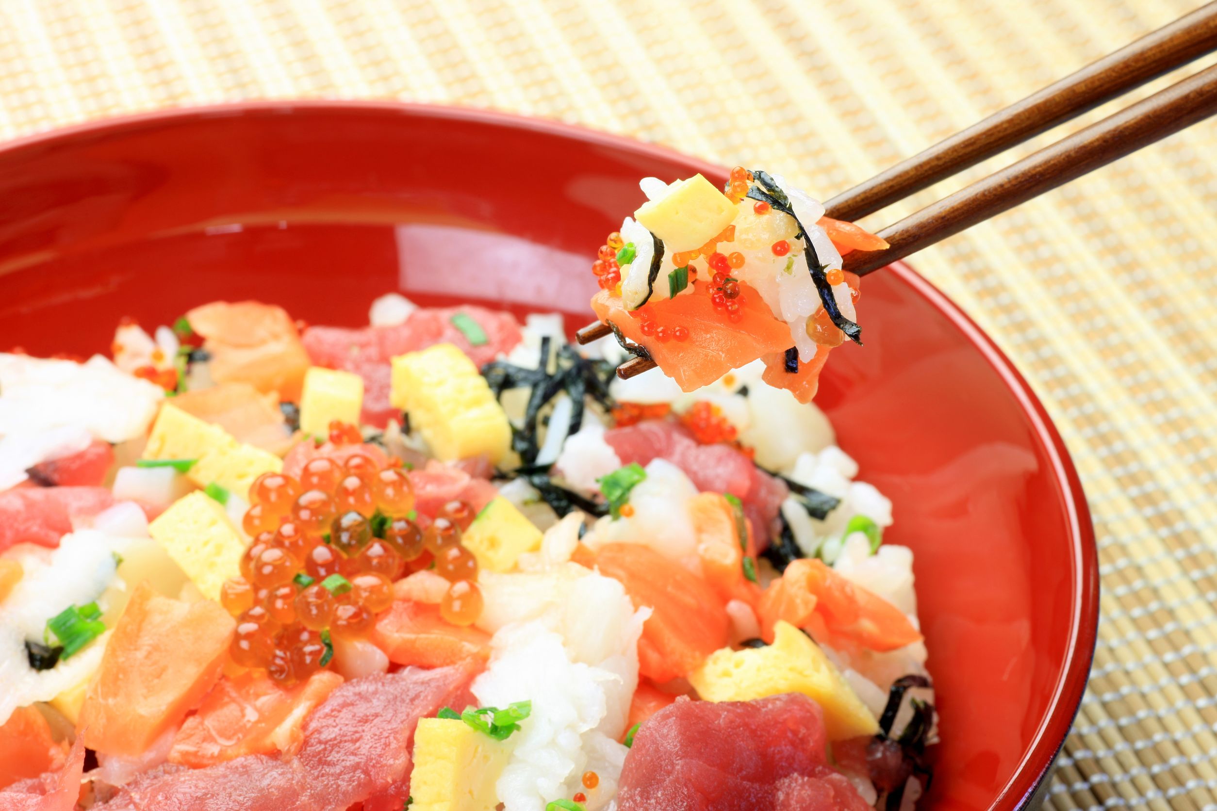 chirashi sushi