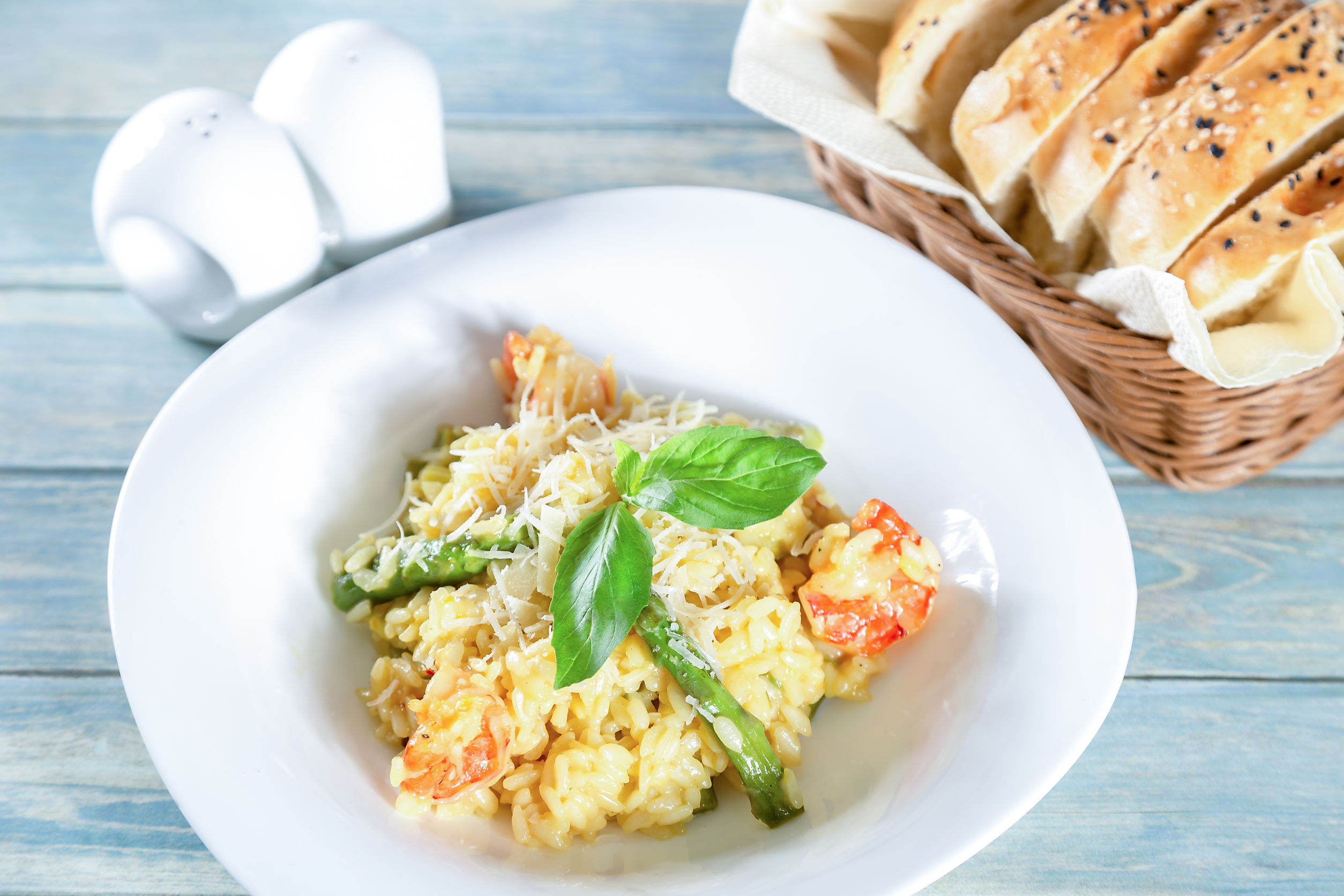 Come preparare il risotto asparagi e gamberetti